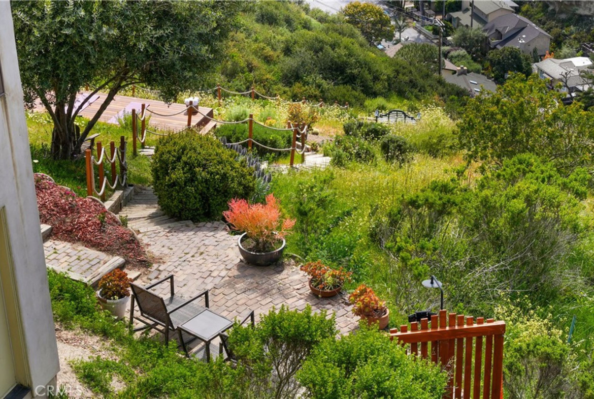 2516-temple-hills-dr-surf-estate