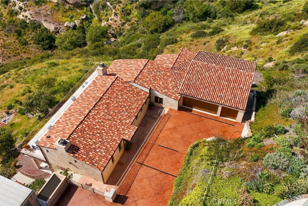 2516-temple-hills-dr-surf-estate