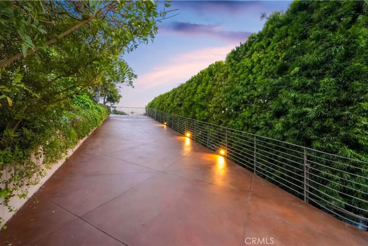 2516-temple-hills-dr-surf-estate