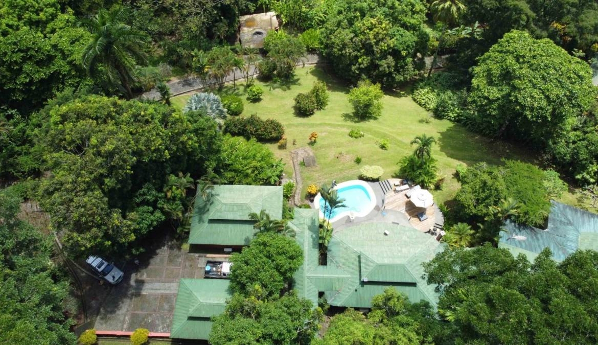 5-acre-luxury-surf-compound-in-pavones-costa-rica