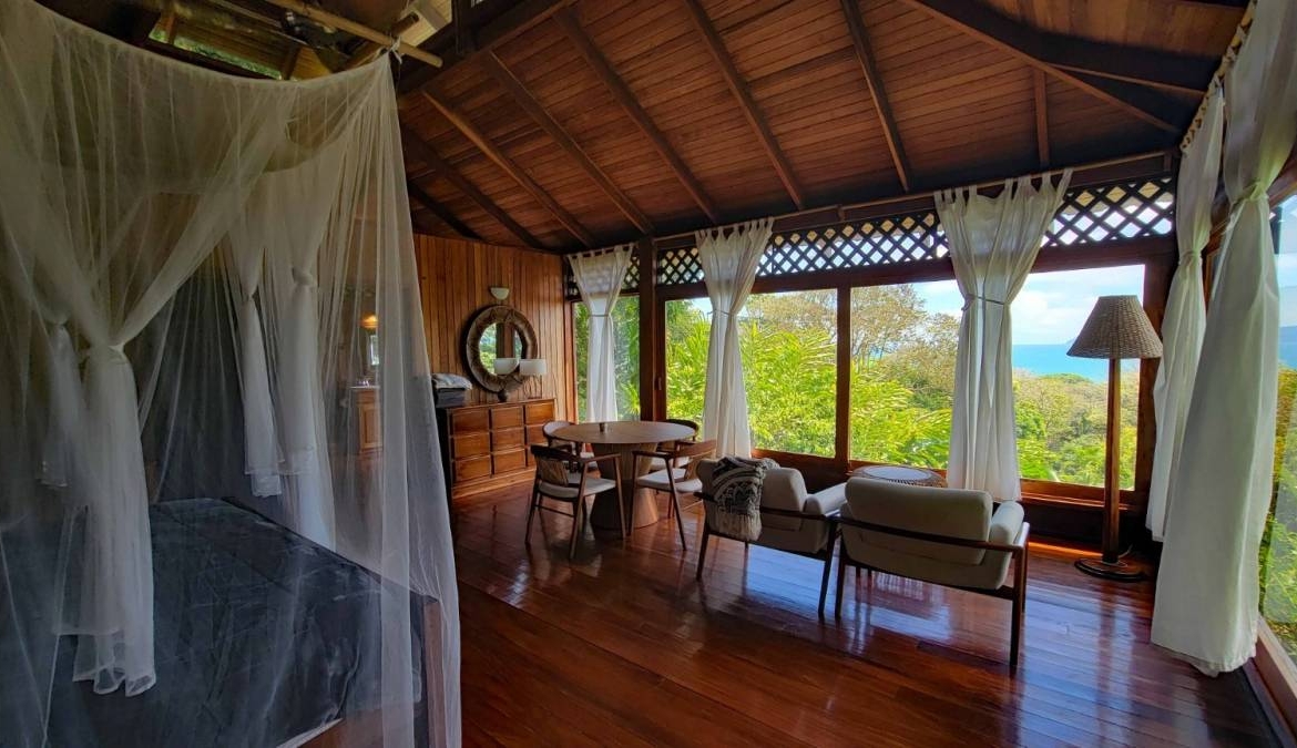 5-acre-luxury-surf-compound-in-pavones-costa-rica