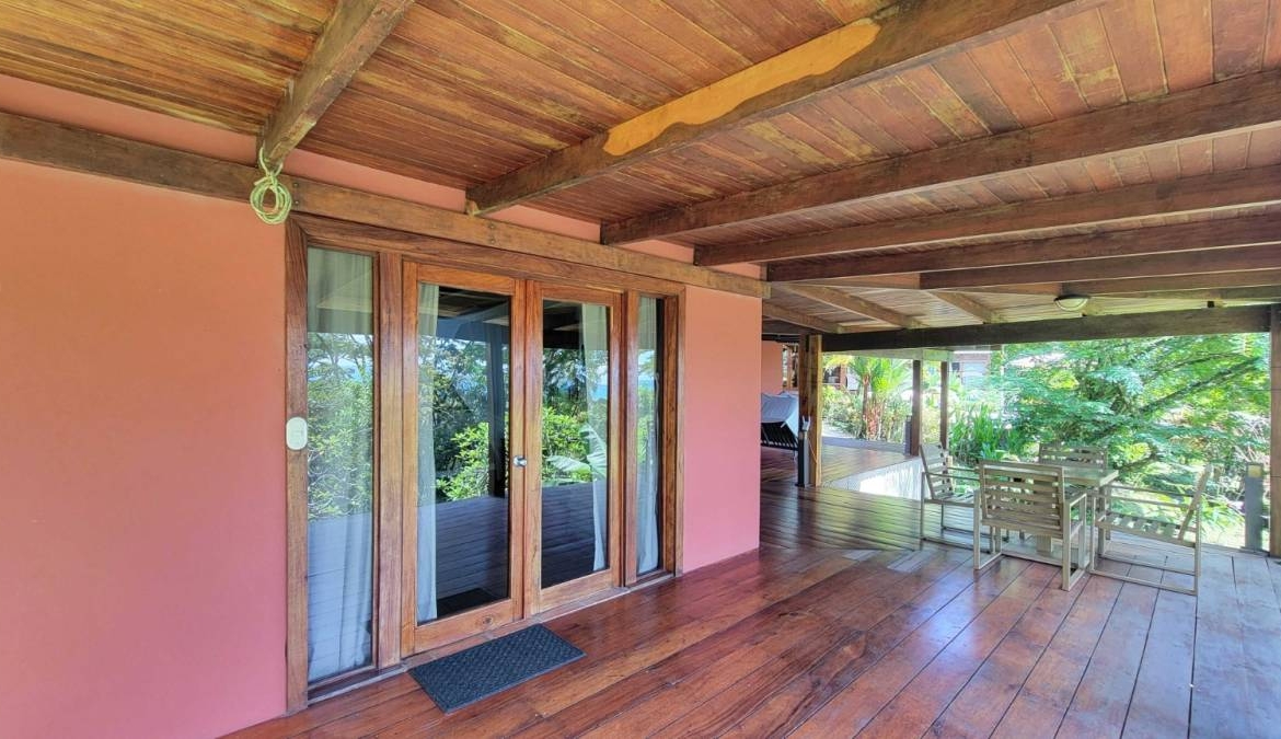 5-acre-luxury-surf-compound-in-pavones-costa-rica