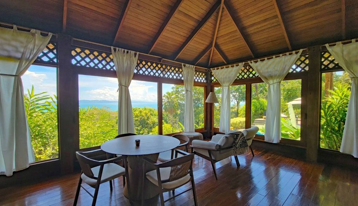 5-acre-luxury-surf-compound-in-pavones-costa-rica