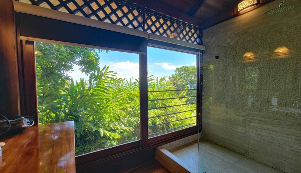 5-acre-luxury-surf-compound-in-pavones-costa-rica