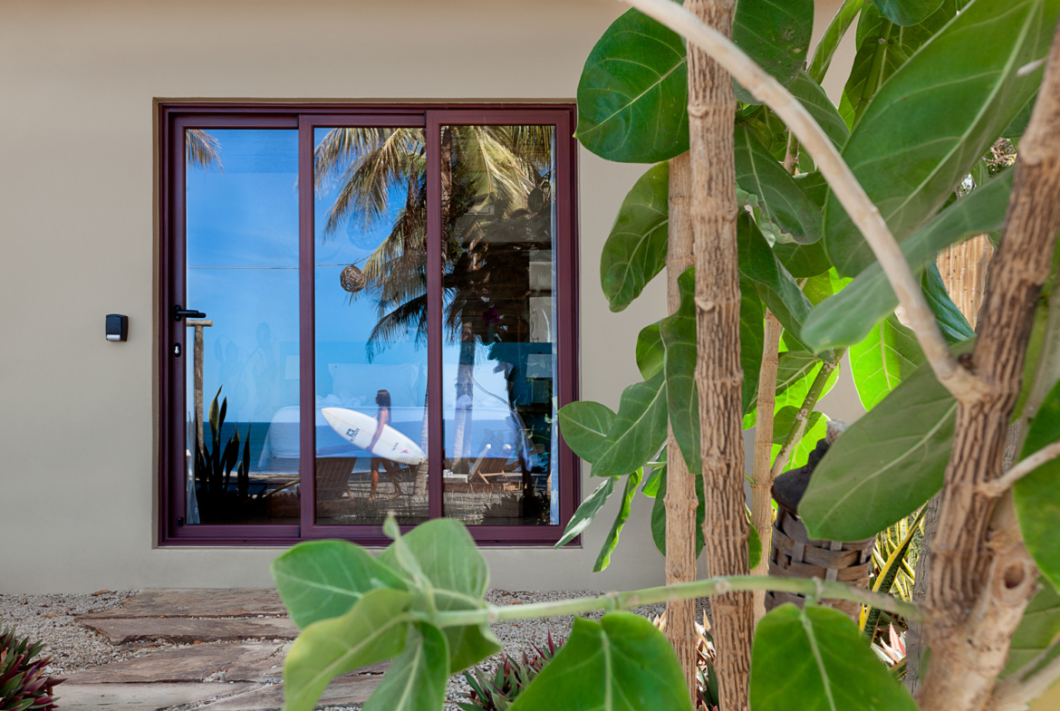 mandla-oceanfront-retreat