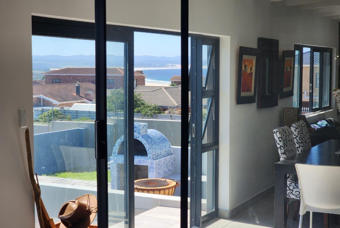 3-bedroom-house-in-blue-waters-estate-jeffreys-bay