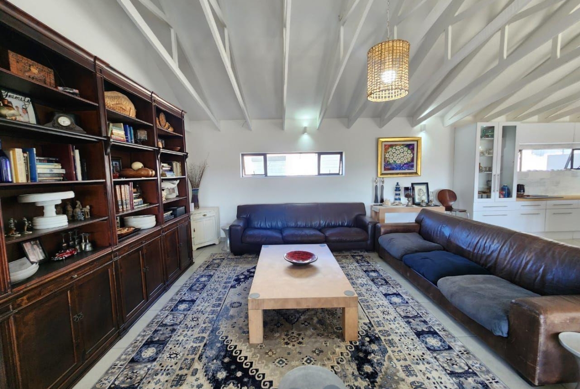 3-bedroom-house-in-blue-waters-estate-jeffreys-bay