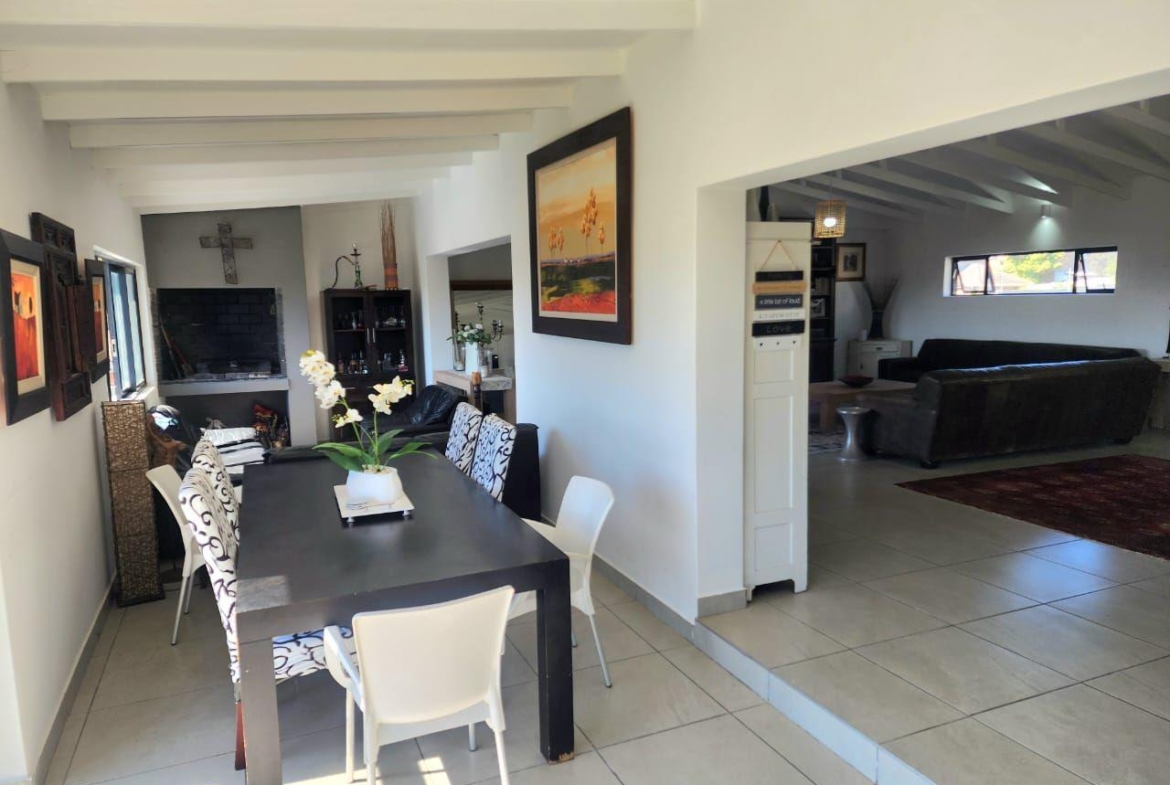 3-bedroom-house-in-blue-waters-estate-jeffreys-bay