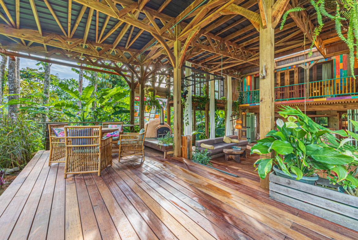 architectural-masterpiece-recording-studio-pool-guest-house