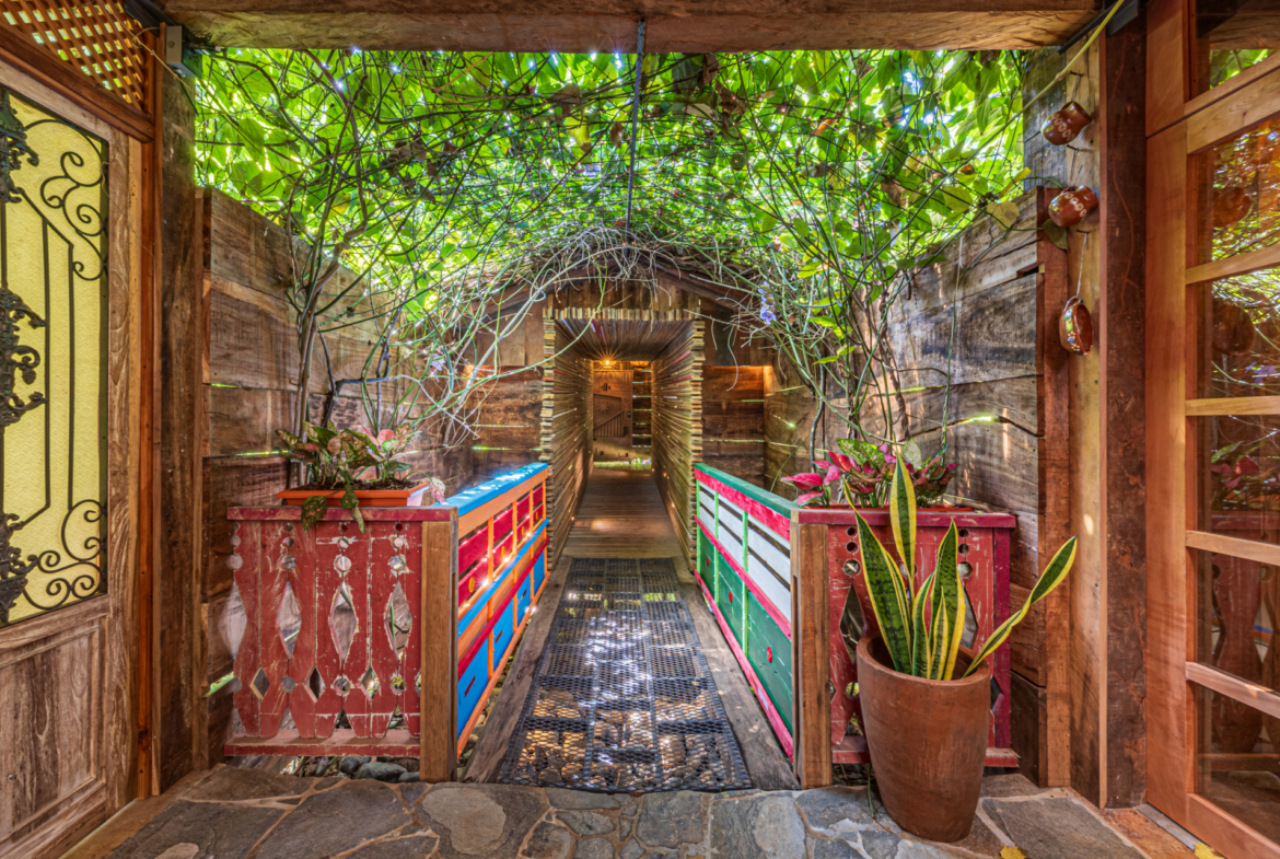 architectural-masterpiece-recording-studio-pool-guest-house