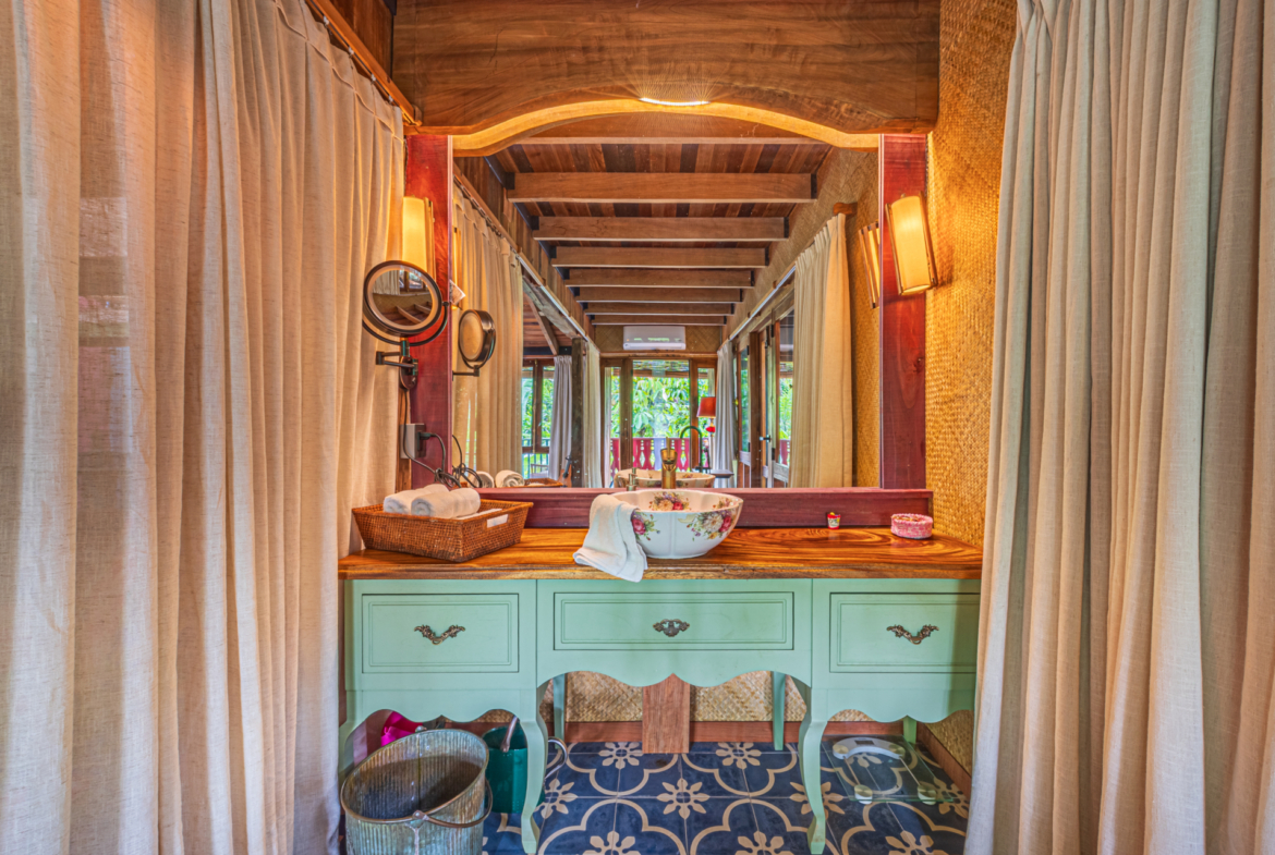 architectural-masterpiece-recording-studio-pool-guest-house