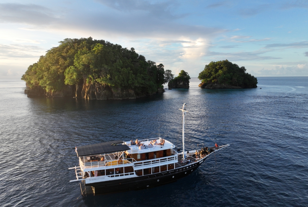 mentawai-islands-10%-ownership-share-prime-charter-boat