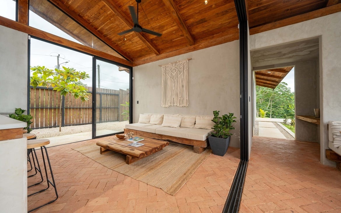 casa-encanto-playa-marbella-costa-rica