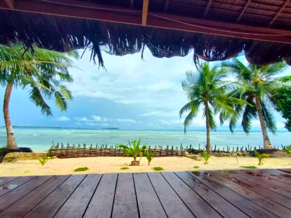 mentawai-surf-camp-for-sale