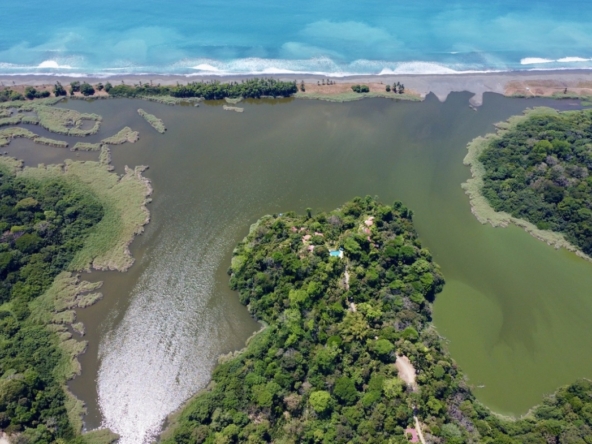 spectacular-ocean-view-resort-property