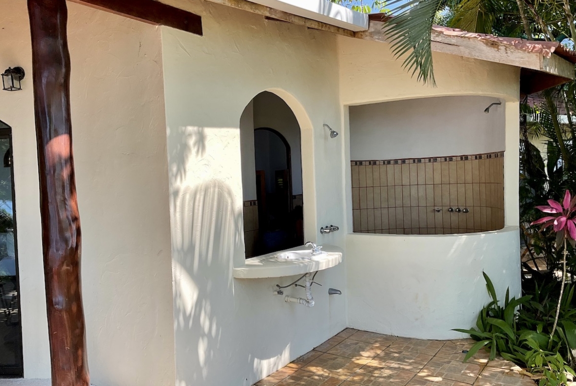 spectacular-ocean-view-resort-property