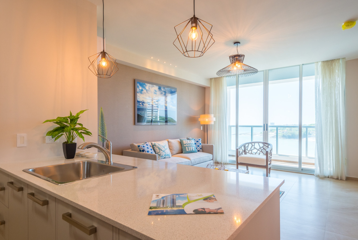 ph-royal-palm-playa-gorgona-panama-beachfront-condo-near-malibu-surf