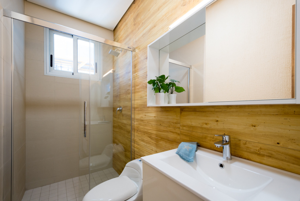 ph-royal-palm-playa-gorgona-panama-beachfront-condo-near-malibu-surf